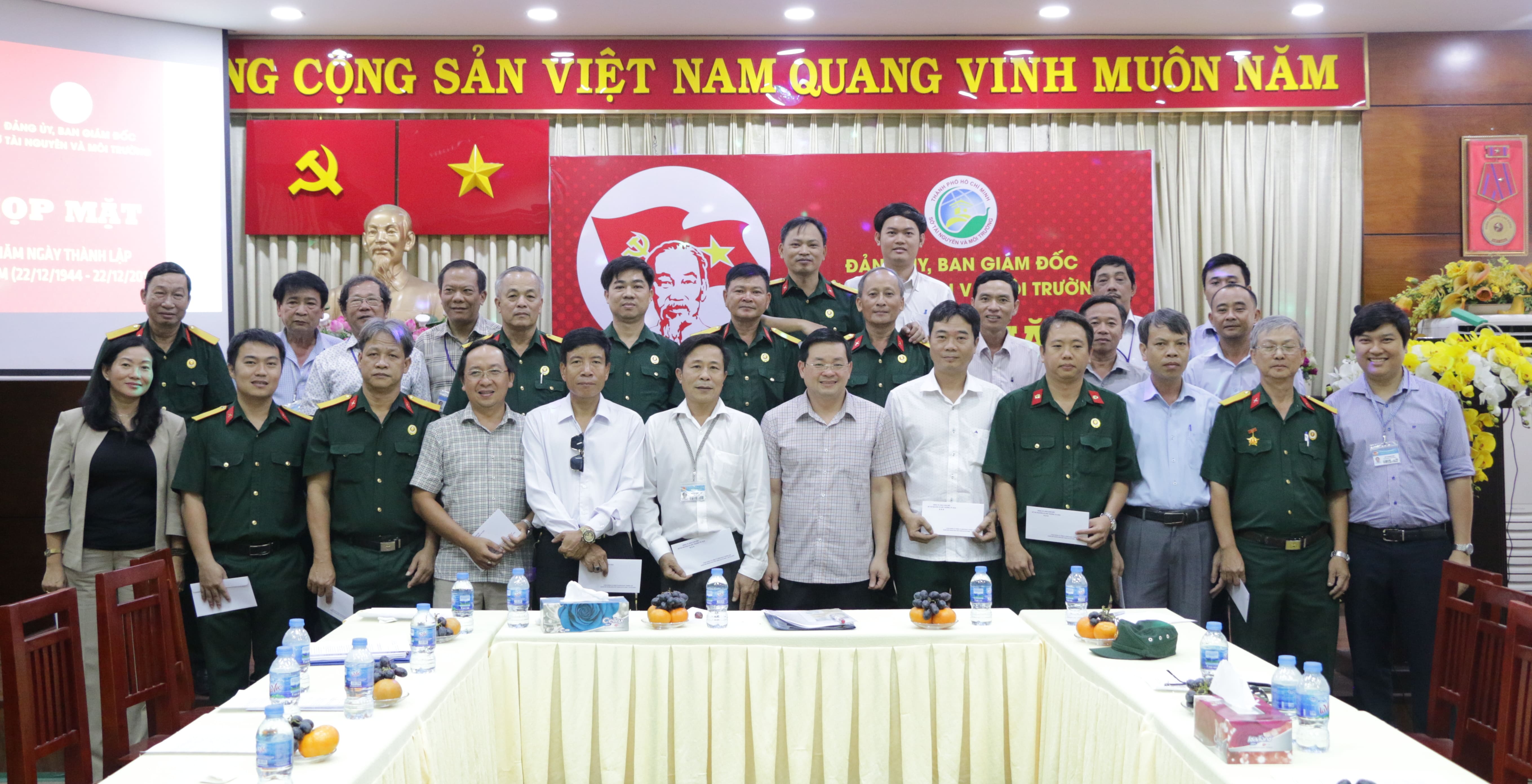 Hội Cựu chiến binh Sở TN&MT chào mừng kỷ niệm 74 năm Ngày thành lập Quận đội nhân dân Việt Nam (22/12/1944 – 22/12/2018)