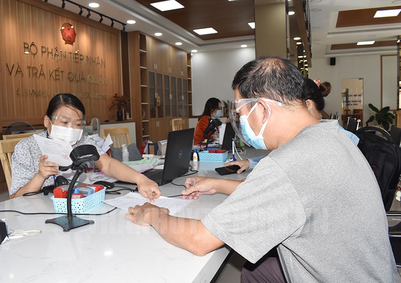 Ban hành Quy chế tiếp nhận, xử lý phản ánh, kiến nghị của cá nhân, tổ chức về quy định hành chính tại TPHCM